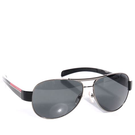 prada aviator